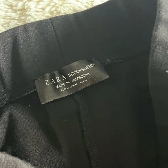 Zara Women's Black Leggings with Gold Side Stripes M - Picture 3 of 3